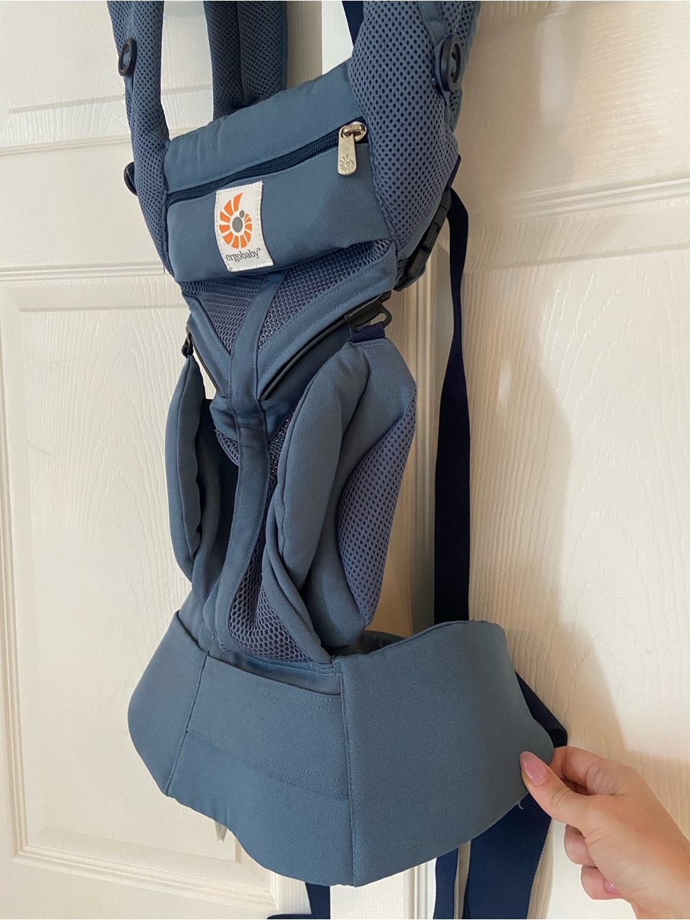 Ergobaby Blue Mesh - Picture 2 of 4